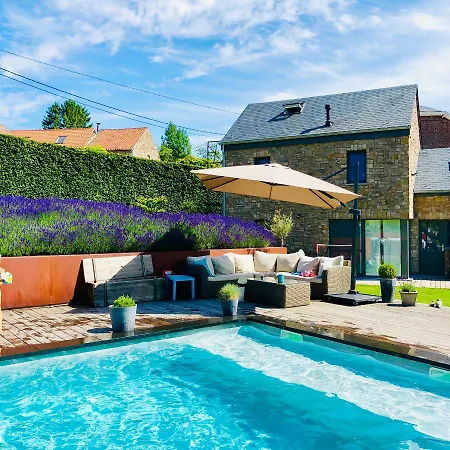 Juste A Cote, Maison De Caractere Avec Piscine *
