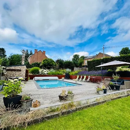 Σπίτι διακοπών Juste A Cote, Maison De Caractere Avec Piscine Wanze