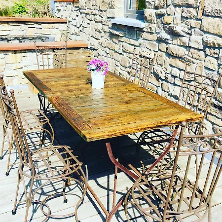 Juste A Cote, Maison De Caractere Avec Piscine Vakantiehuis